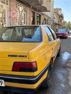 Peugeot 405